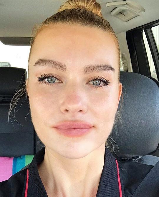 比比·博克斯 Abi Beaux