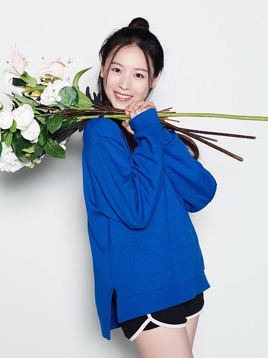 吴宣萱 Xuanxuan Wu