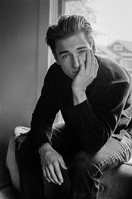 埃文·罗德里克 Evan Roderick