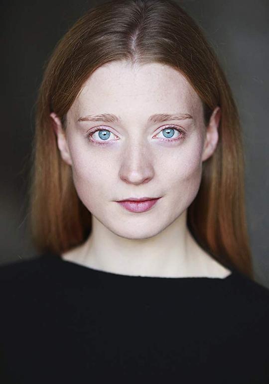 莉莉·库珀 Lily Cooper