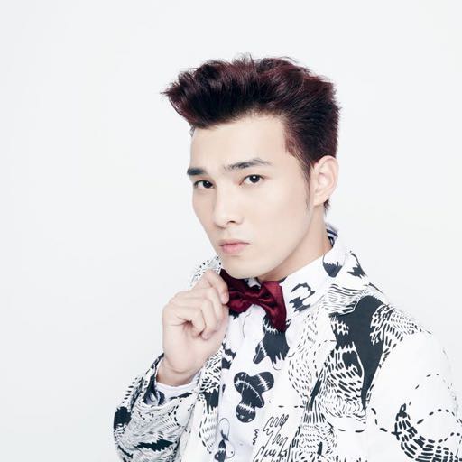 黄伟晋 Wayne Huang