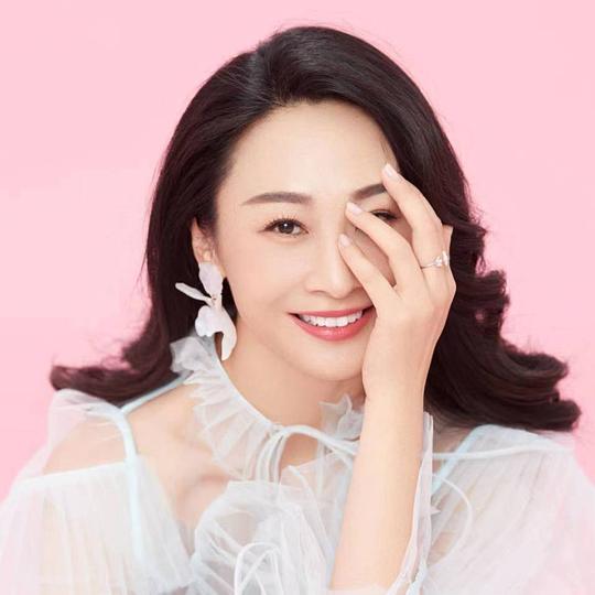毋黎丽 Lily