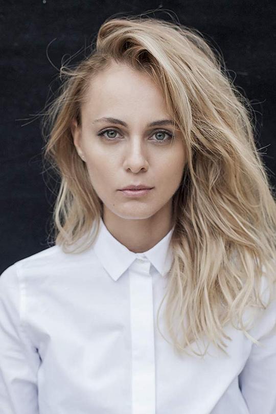阿迪娜·斯戴古 Adina Stetcu