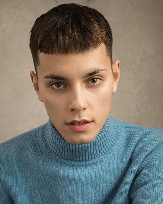 麦克斯·哈伍德 Max Harwood