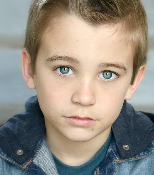 帕克·贝茨 Parker Bates