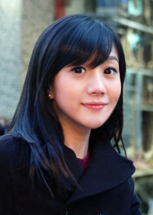 姜诗贤 Si-hyun Kang