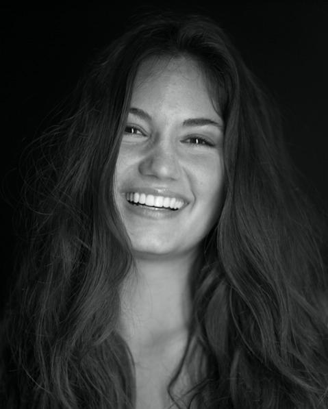 奥菲莉·芭 Ophélie Bau