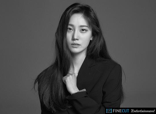 韩材利 Jae-Yi Han