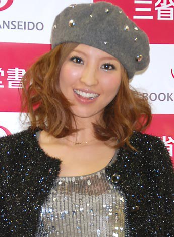 小畑由香里 Yukari Obata