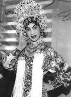 任冰儿 Bing'er Ren