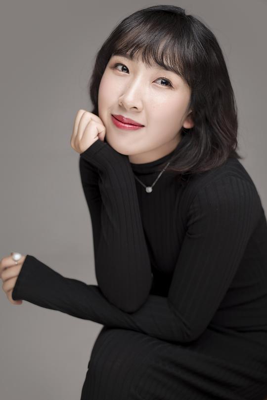 武媛媛 Yuanyuan Wu