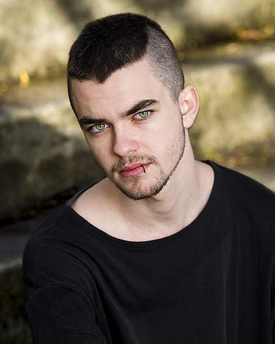 杰登·考尔菲德 Jayden Caulfield