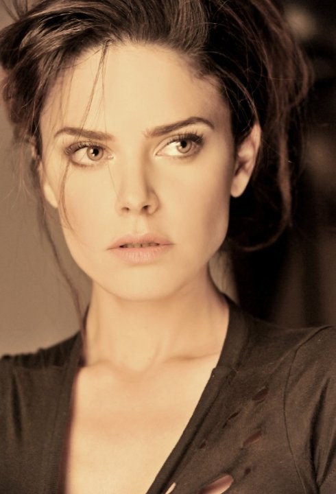 安吉里卡·希拉娅 Angélica Celaya