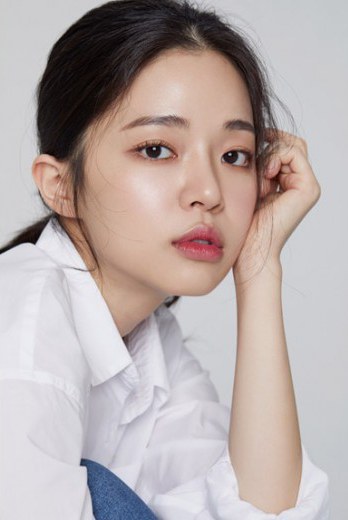 金周英 Kim Ju-young