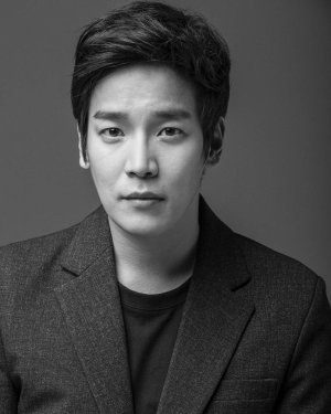 金南优 Nam-woo Kim