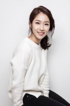 申允贞 Shin Yoon Jung