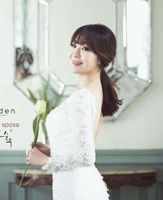 郑珠里 Jung Joo Ri