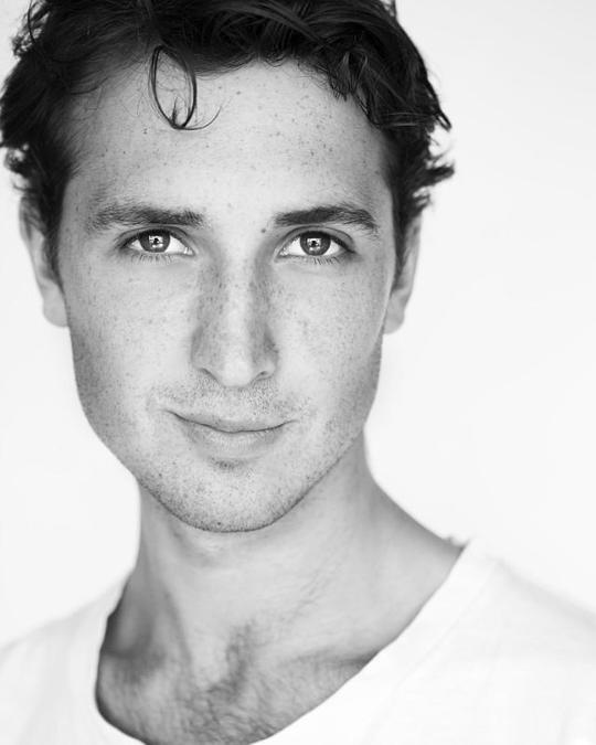 本·劳埃德-休斯 Ben Lloyd-Hughes