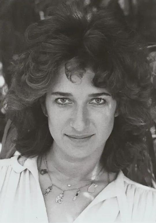 克劳迪娅·韦尔 Claudia Weill
