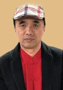 衣洪波
