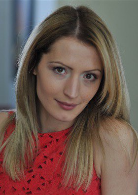 安娜·达德 Ana Daud