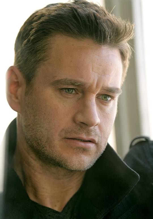 克拉克·摩尔 Clark Moore