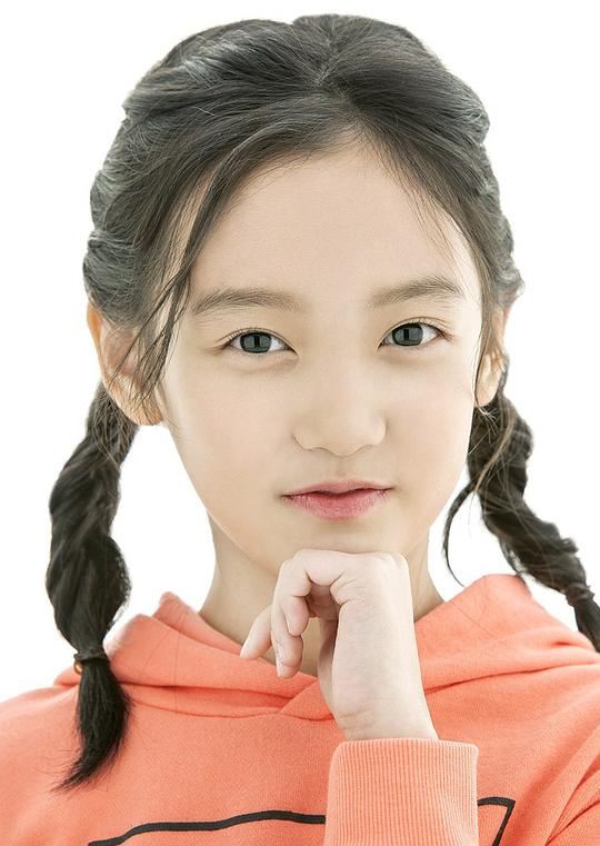 韩叙真 Seo-jin Han