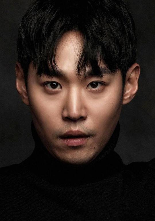 赵在英 Jae-Young Joe