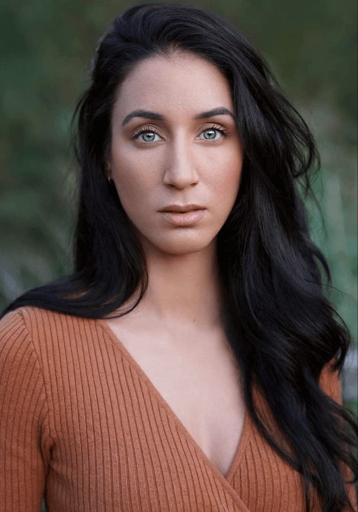 吉泽穆·姆特 Gizem Mut