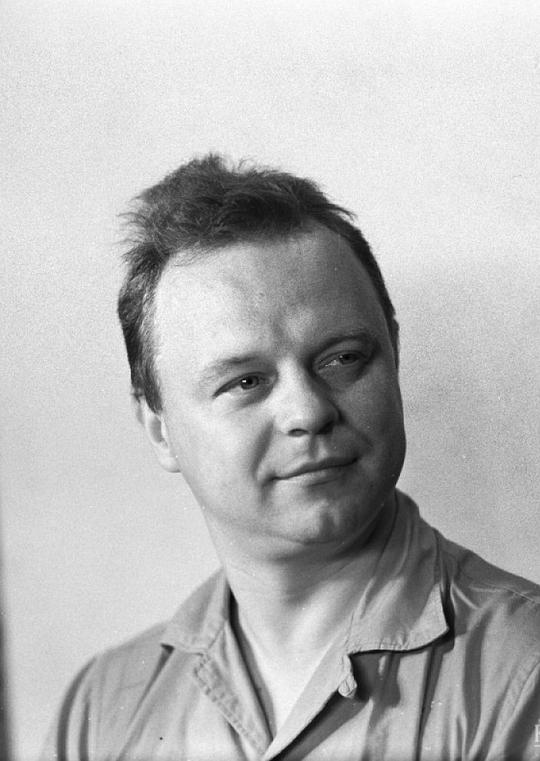斯坦尼斯瓦夫·布修贾 Stanisław Bareja