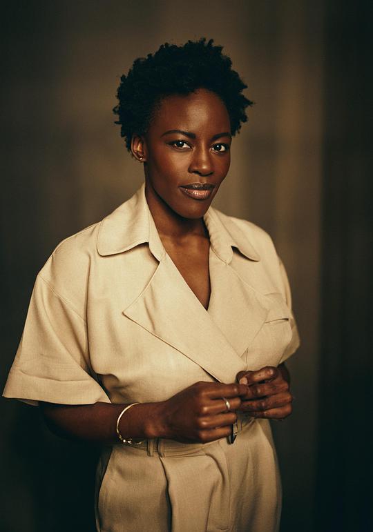 杰玛·奈特·琼斯 Gemma Knight Jones