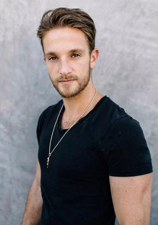乔什·弗莱德 Josh Fried