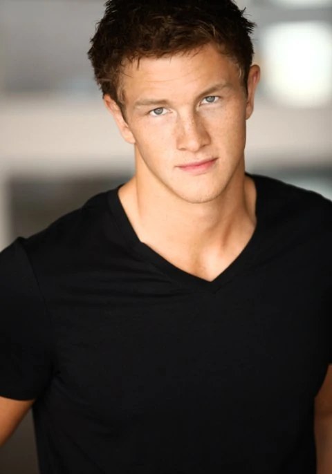 安东尼·科尼切尼 Anthony Konechny