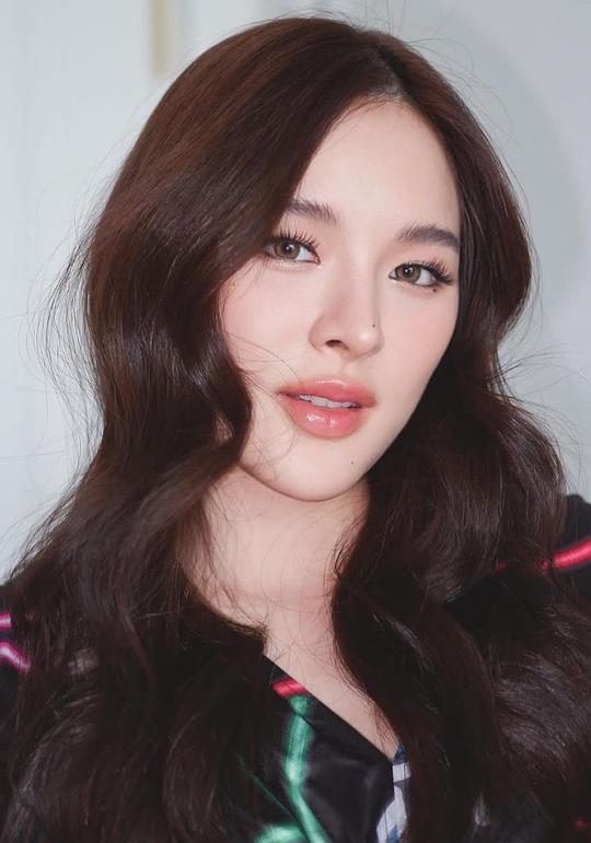 苏卡达·顾珑希 Sutatta Udomsilp