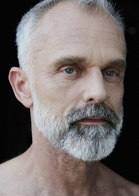 弗兰克•伯特伦 Frank Bertram