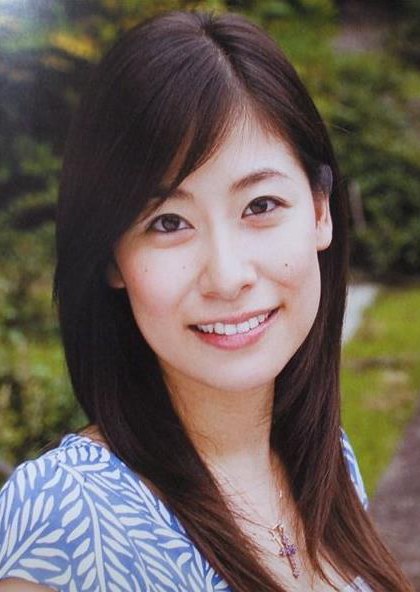 末吉里花 Rika Sueyoshi