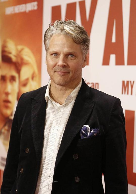 迈克尔·瑞利·伯克 Michael Reilly Burke