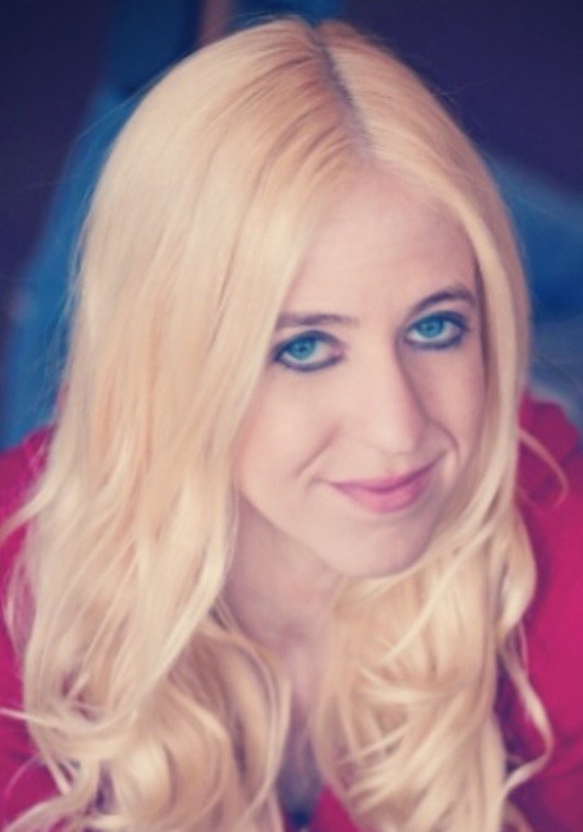 艾丽卡·琳恩·马克扎雷克 Erica Lynne Arden