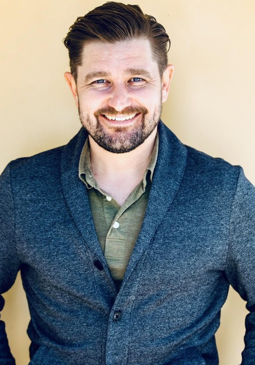 迈克尔·J·杰西纳 Michael J. Jacyna