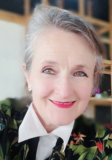 珍妮·德·比奥莱 Jehanne de Biolley