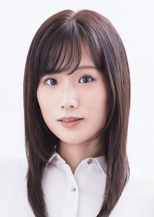 秋山柚稀 Yuzuki Akiyama