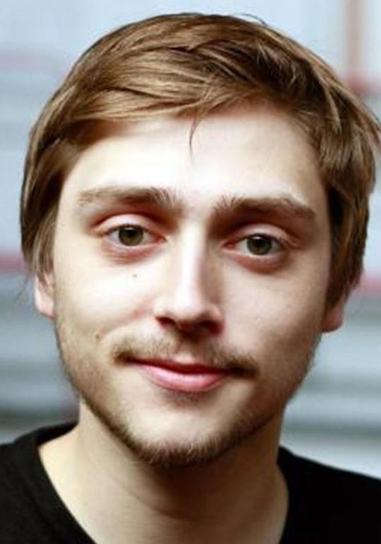 尼古拉斯·阿维尼 Nicolas Avinée