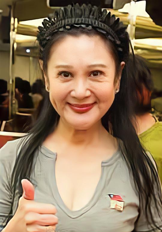 郝曼丽 Man-Li Hao