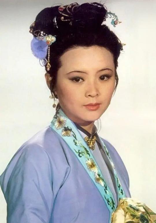 周月 Yue Zhou