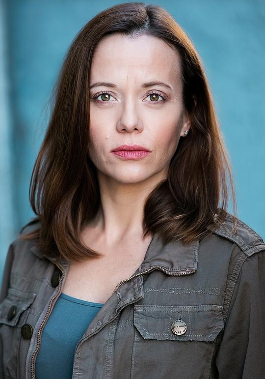 利赞尼·图利普 Lizanne Tulip