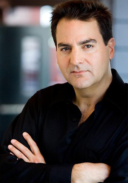 乔恩·K·法利斯 Jon K. Farless