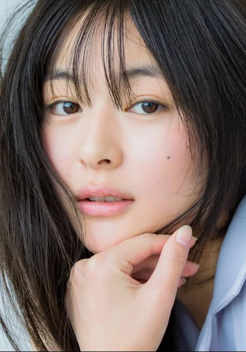 和内璃乃 Rino Wauchi