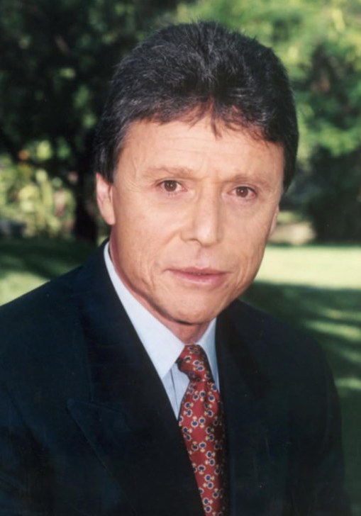 恩里克·诺维 Enrique Novi