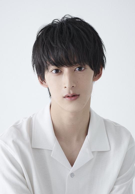 伊藤明日阳 Asahi Ito