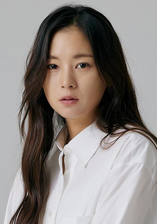 孔艺智 Ye-ji Kong